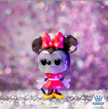Load image into Gallery viewer, Disney: D100 - Minnie Mouse (Facet) Funko Shop Exclusive (IMPORT) (FUNKO STICKER)
